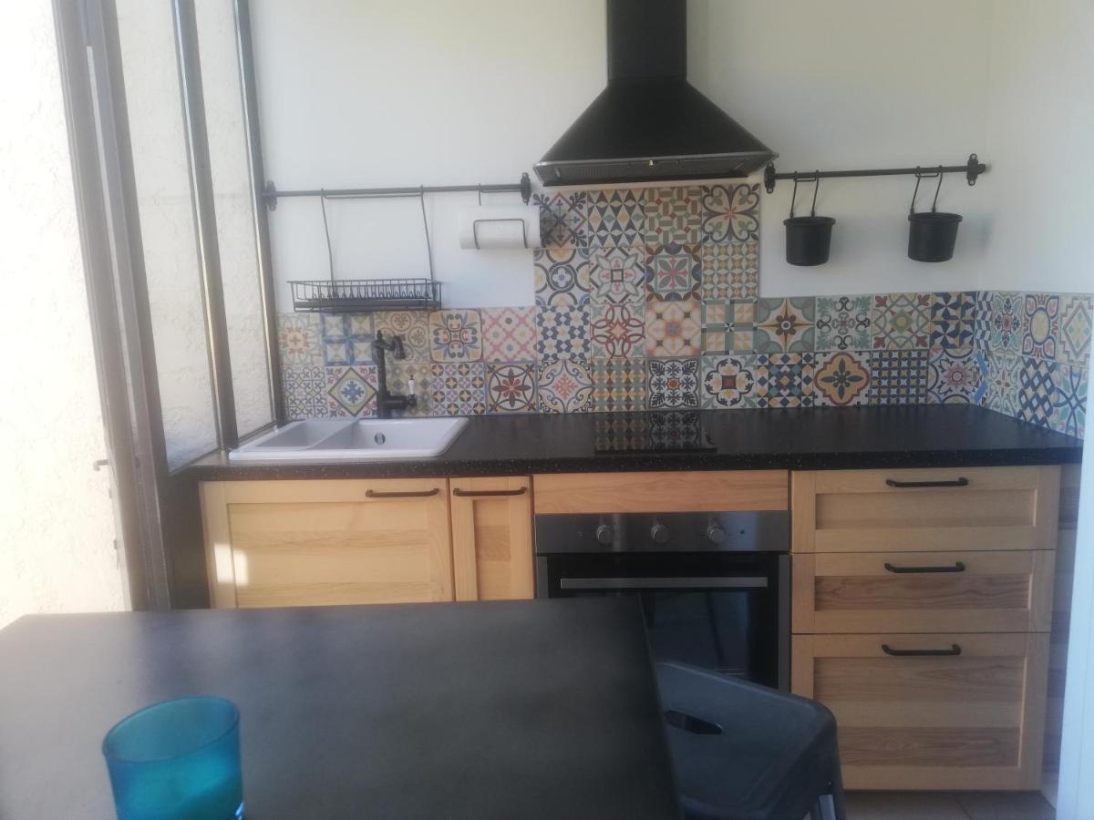 La Ribasse En Provence Apartment เวอแนลส์ ภายนอก รูปภาพ