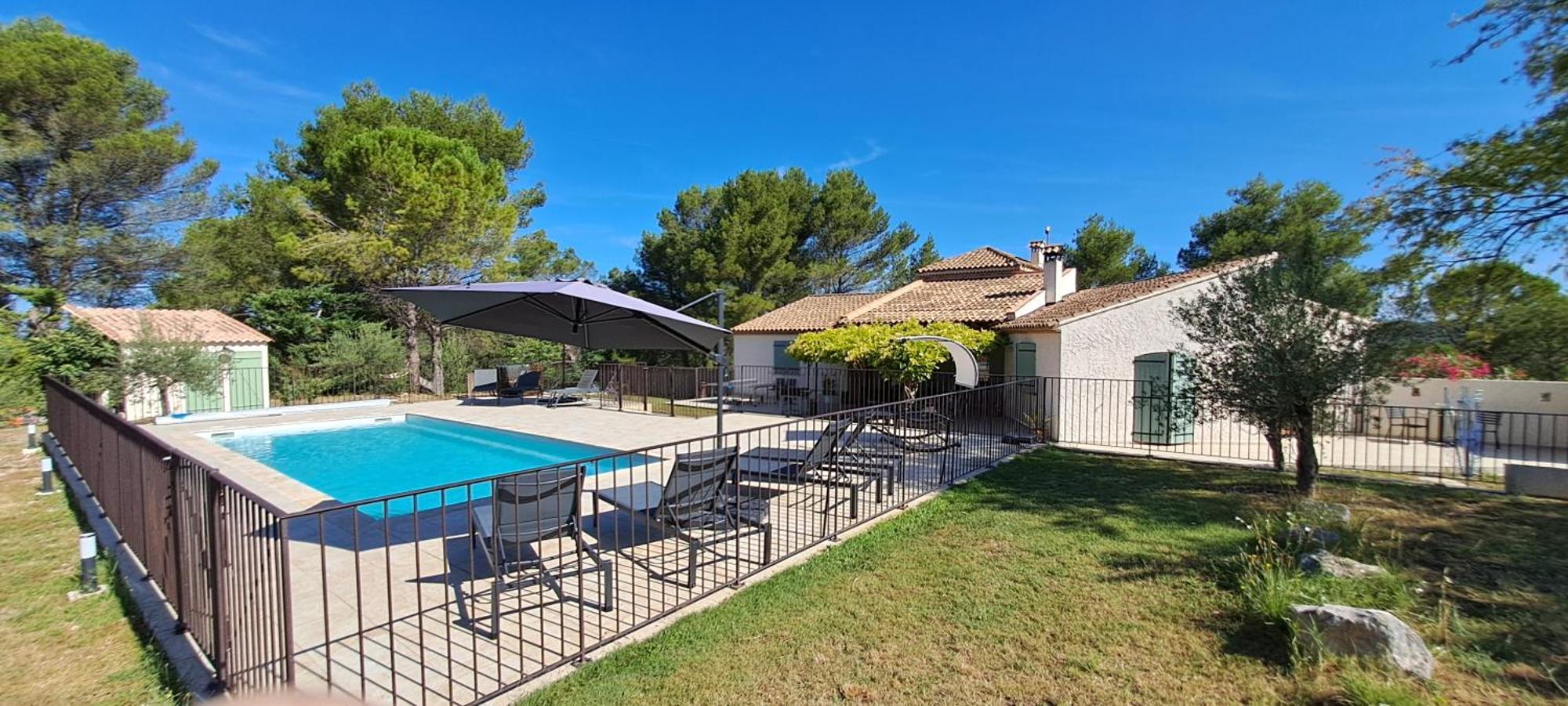 La Ribasse En Provence Apartment เวอแนลส์ ห้อง รูปภาพ